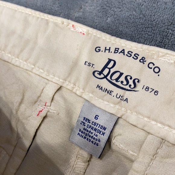 G.H Bass khaki girlfriend fit - Picture 4 of 8
